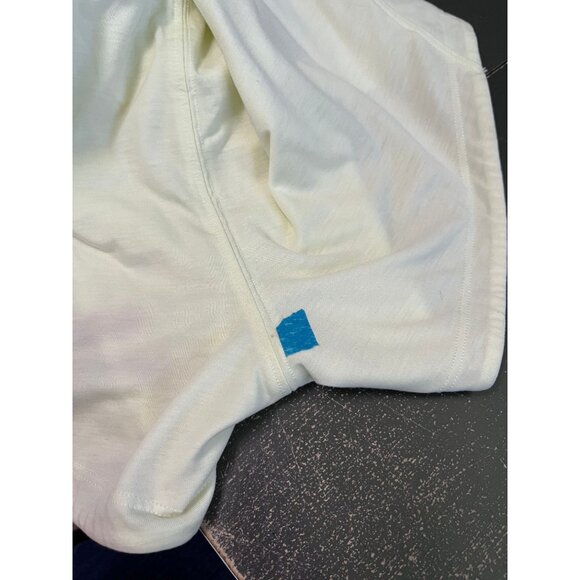 Pre-Loved Lululemon Tank-And-Short Romper 3" Lemon Sorbet Size 0 - Picture 5 of 5